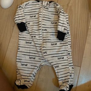 Newborn onesie * bundle 6 for $20 *
